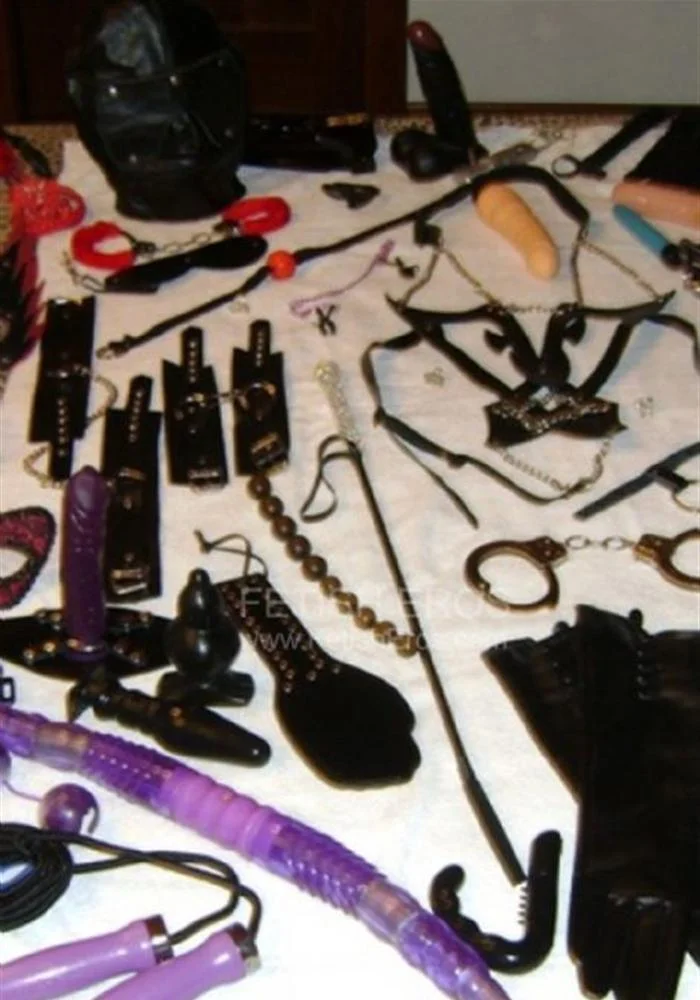 Mistress Padrona Channel BERGAMO - Sessioni con Mistress BDSM, Foto Gallery Fetish, Annuncio Mistress Fetish Eros