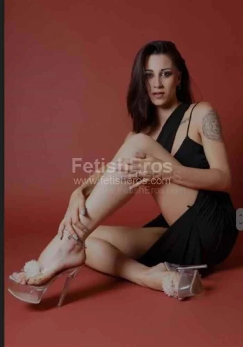 Mistress Miss Kristall BARI -Sessioni con Mistress BDSM, Foto Gallery Fetish, Annuncio Mistress Fetish Eros