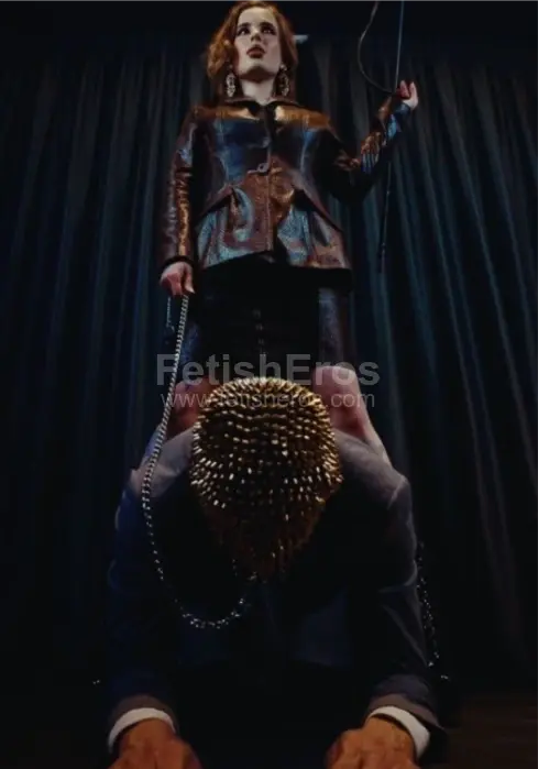 Mistress Vivien BERGAMO -Sessioni con Mistress BDSM, Foto Gallery Fetish, Annuncio Mistress Fetish Eros