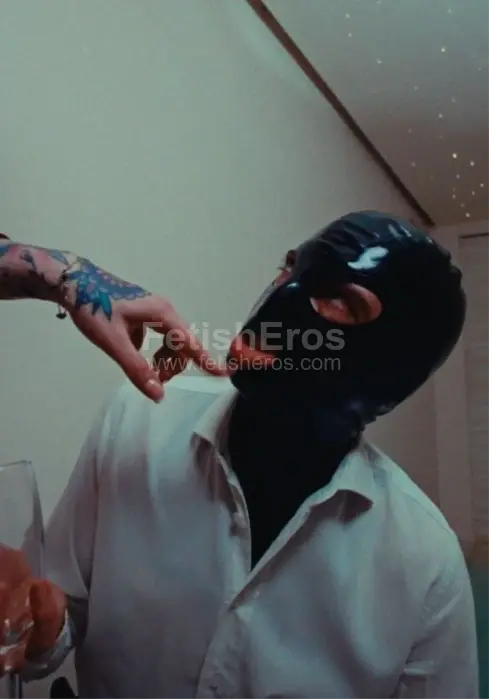 Mistress Vivien BERGAMO - Sessioni con Mistress BDSM, Foto Gallery Fetish, Annuncio Mistress Fetish Eros