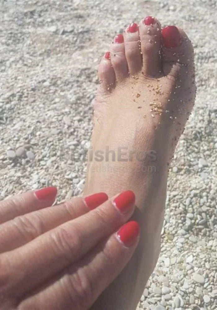 MISTRESS -  Miss Veronica