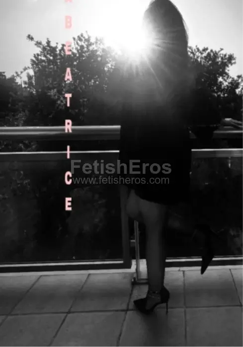 Mistress Dea Beatrice BARI -Sessioni con Mistress BDSM, Foto Gallery Fetish, Annuncio Mistress Fetish Eros