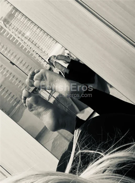 Mistress Queen Fire NAPOLI -Sessioni con Mistress BDSM, Foto Gallery Fetish, Annuncio Mistress Fetish Eros