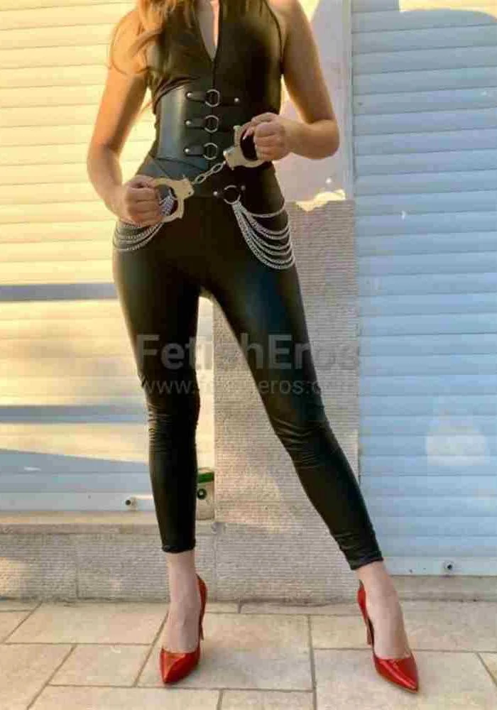 MISTRESS - Domina Disturbia