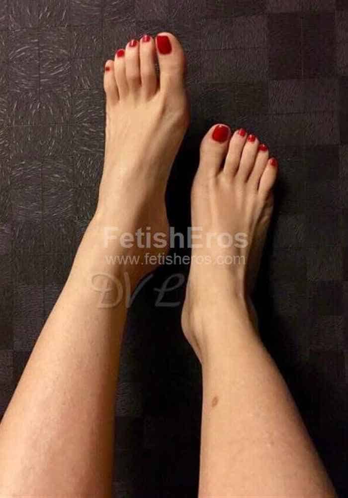 DOMINA VON LUSH 