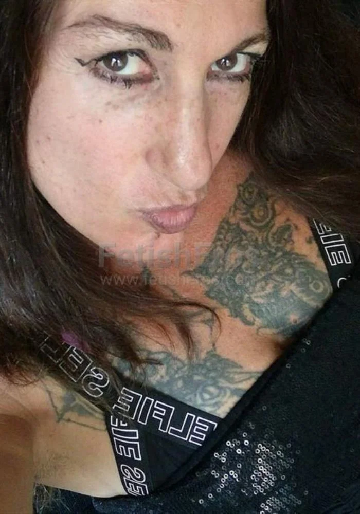 Mistress Fuegos Selvaggia MILANO - Sessioni con Mistress BDSM, Foto Gallery Fetish, Annuncio Mistress Fetish Eros