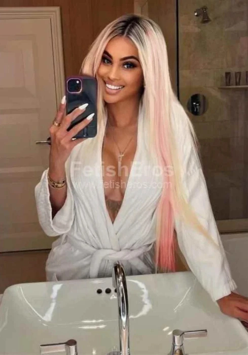 Mistress Tiffany BRESCIA - Sessioni con Mistress BDSM, Foto Gallery Fetish, Annuncio Mistress Fetish Eros