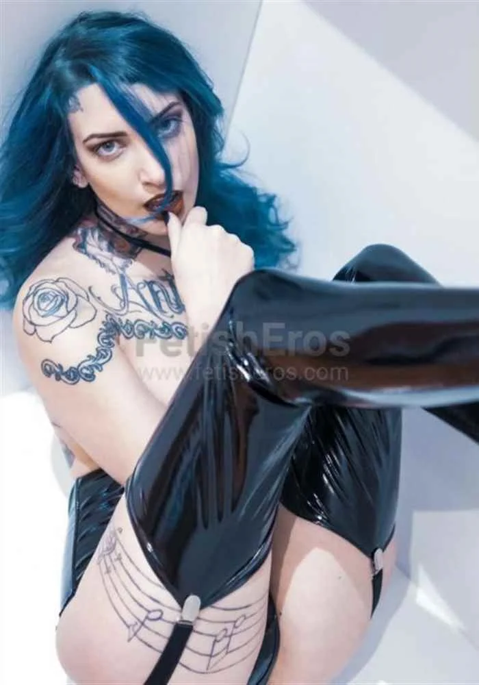 Mistress Miss Lilli Bayle udine