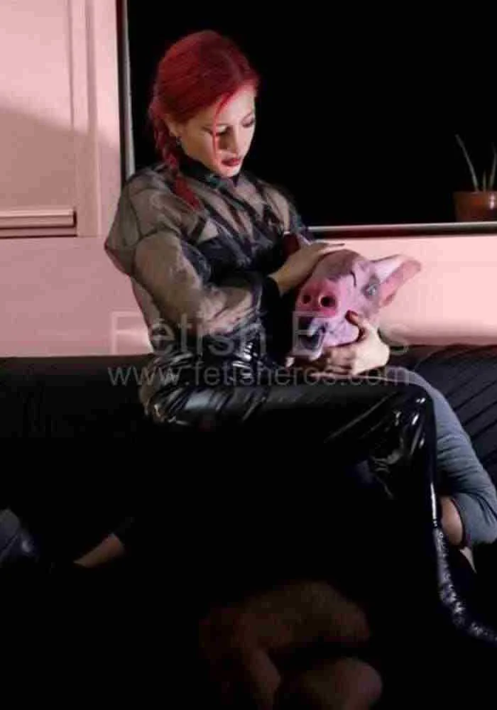 MISTRESS - Mistress Black