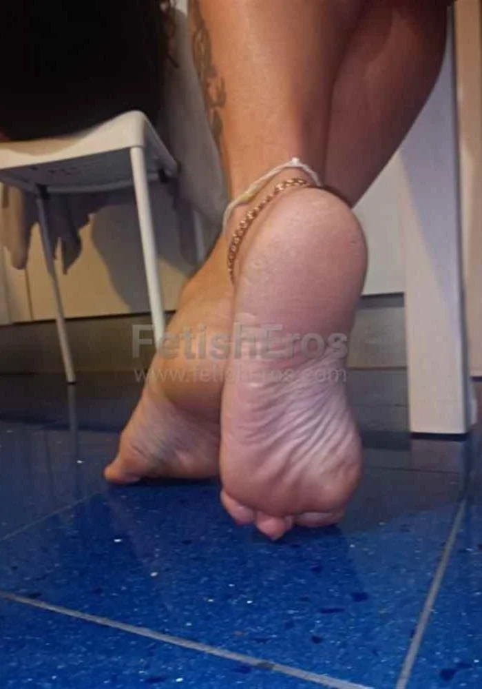 Mistress Queen Nesjia MONZA -Sessioni con Mistress BDSM, Foto Gallery Fetish, Annuncio Mistress Fetish Eros