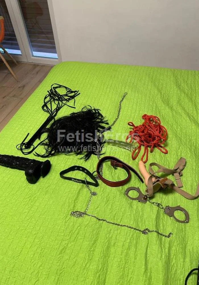 Mistress Trisha FetishCam - Sessioni con Mistress BDSM, Foto Gallery Fetish, Annuncio Mistress Fetish Eros