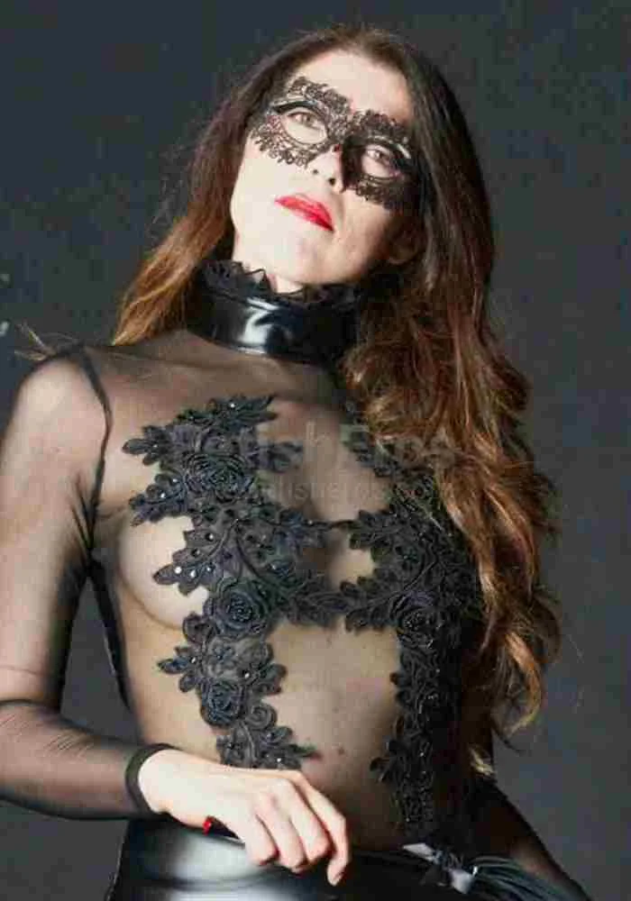 Mistress Victoria Afrodite ROMA - Sessioni con Mistress BDSM, Foto Gallery Fetish, Annuncio Mistress Fetish Eros