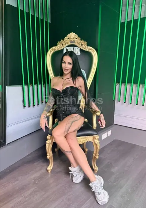Mistress Julia