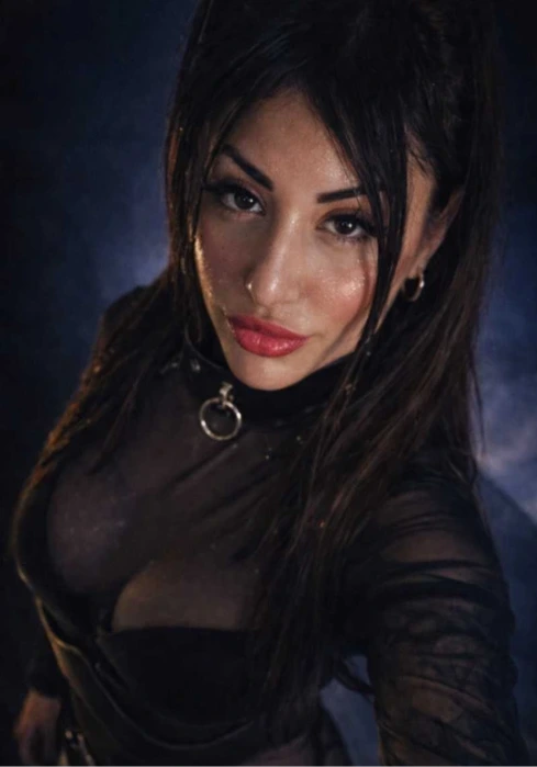 Mistress Miss Ossidiana ROMA - Sessioni con Mistress BDSM, Foto Gallery Fetish, Annuncio Mistress Fetish Eros