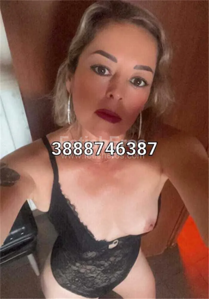 Mistress Miss Rossana ROMA -Sessioni con Mistress BDSM, Foto Gallery Fetish, Annuncio Mistress Fetish Eros