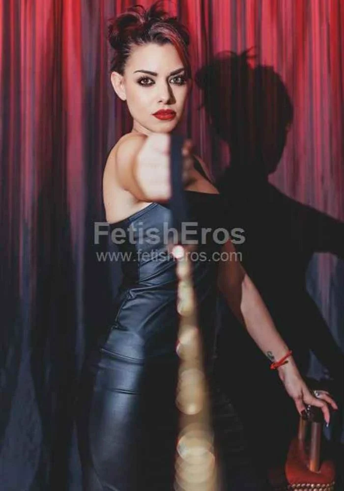 Mistress Jessica Grillet LATINA - Sessioni con Mistress BDSM, Foto Gallery Fetish, Annuncio Mistress Fetish Eros