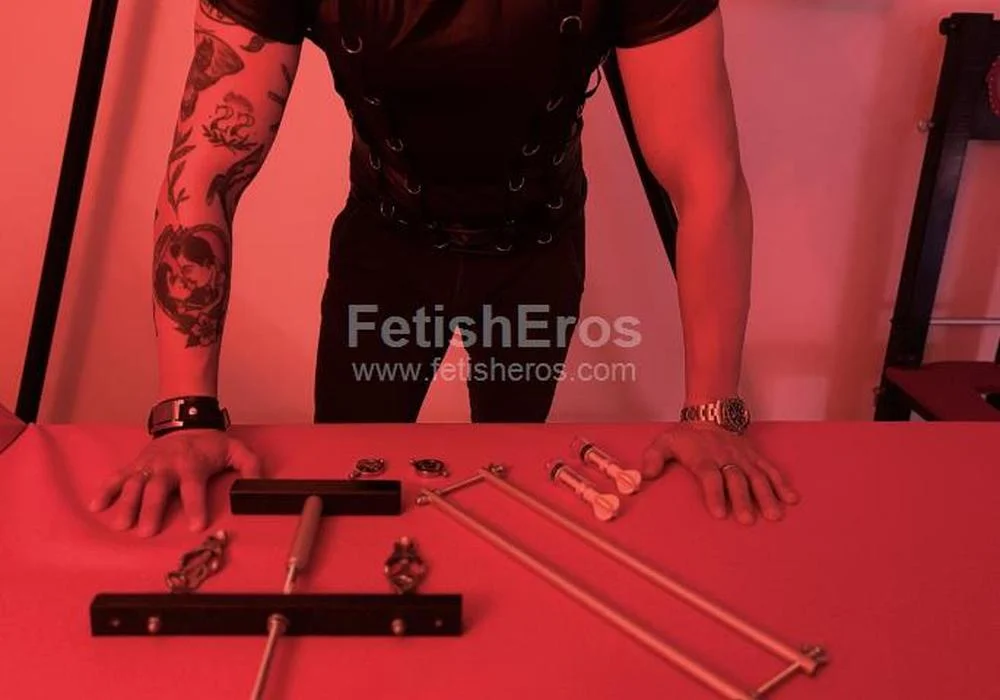 Mistress Master Ermes FetishCam -Sessioni con Mistress BDSM, Foto Gallery Fetish, Annuncio Mistress Fetish Eros