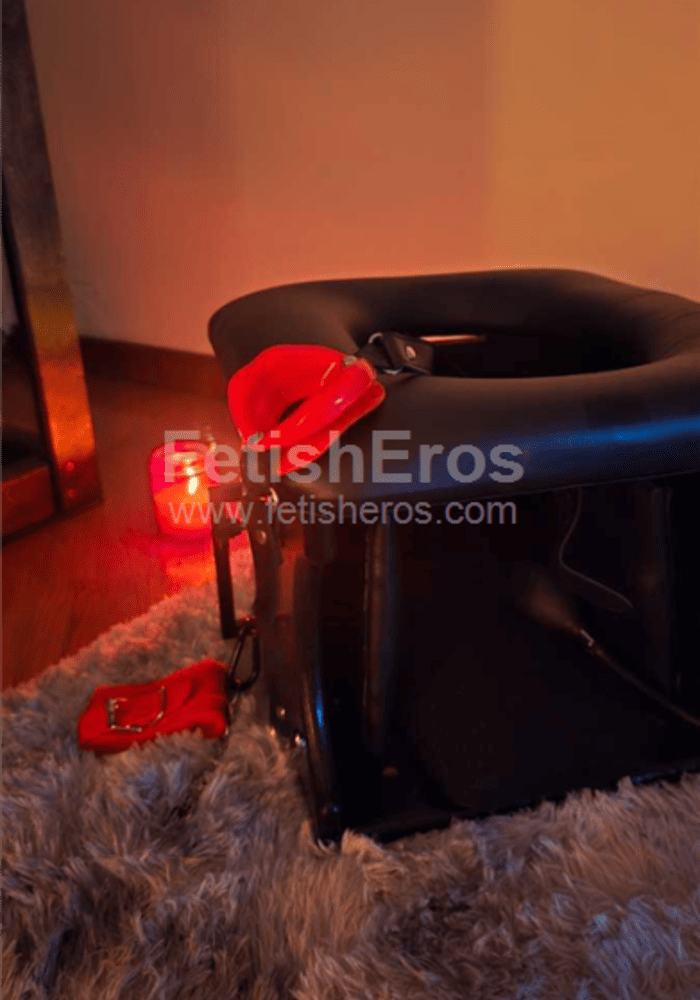 MISTRESS -  Dea Chanty