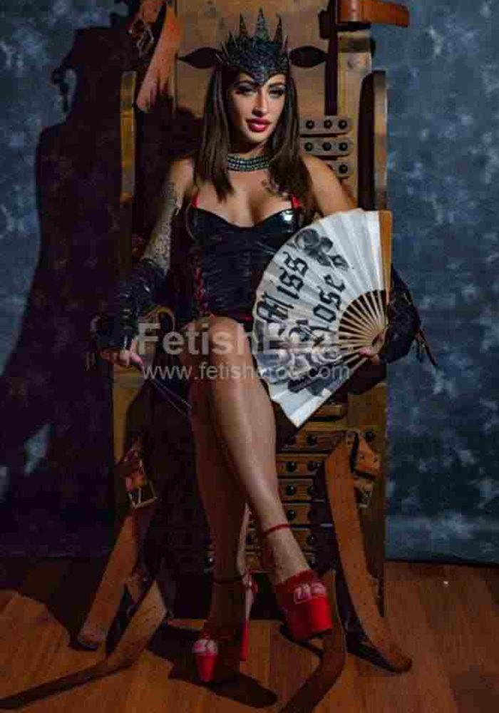 MISS ROSE 