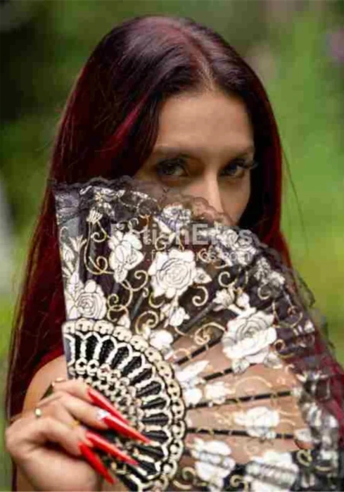 Mistress Miss Fuego MONZA -Sessioni con Mistress BDSM, Foto Gallery Fetish, Annuncio Mistress Fetish Eros