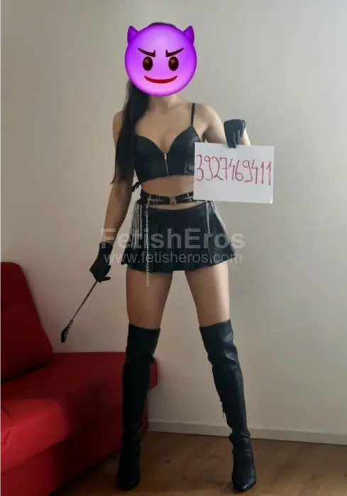 Mistress Mistress Ivone BRESCIA -Sessioni con Mistress BDSM, Foto Gallery Fetish, Annuncio Mistress Fetish Eros