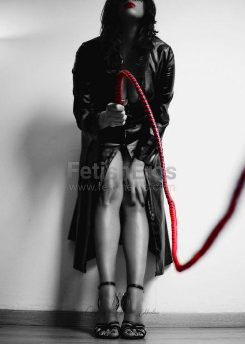 Miss Eva Medea