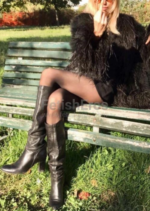 Goddess Clarissa