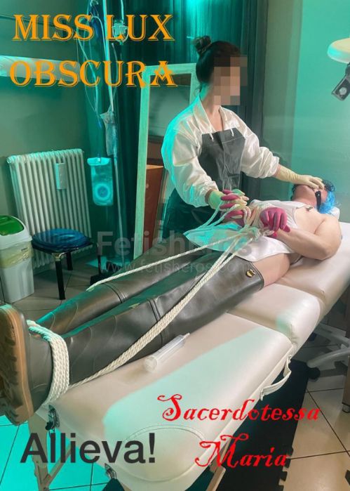 Lux Obscura