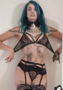 Mistress Miss Lilli Bayle a udine – Annunci BDSM e Fetish