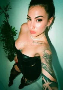 Mistress Miss Ossidiana a bari – Annunci BDSM e Fetish
